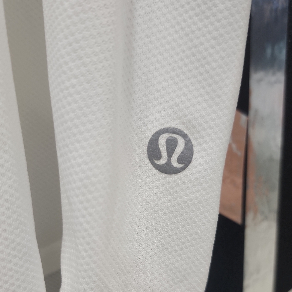Lululemon Athletica Classic White Tank Top - Picture 2 of 9